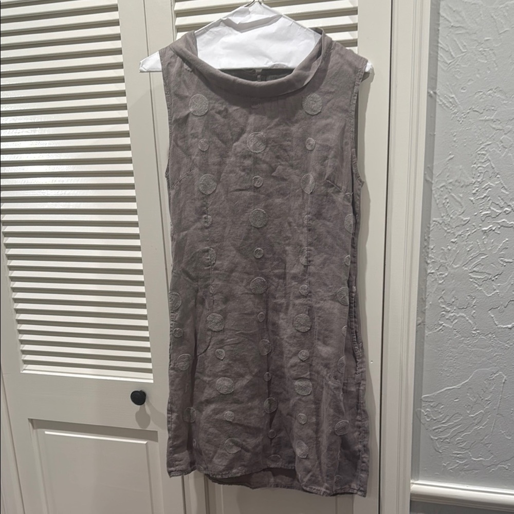 Lina Tomei 100% linen dress with dot pattern